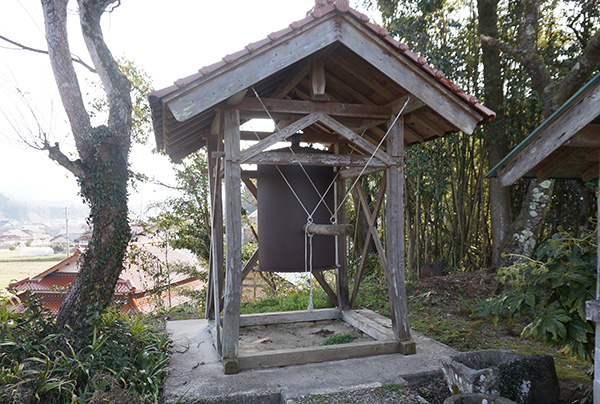 西隆寺の梵鐘